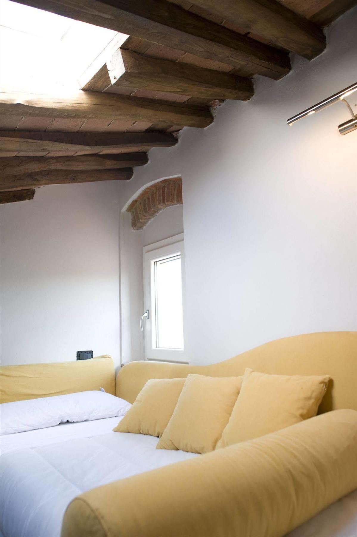 New! -Verderame Rooms & Suite In Лука Екстериор снимка